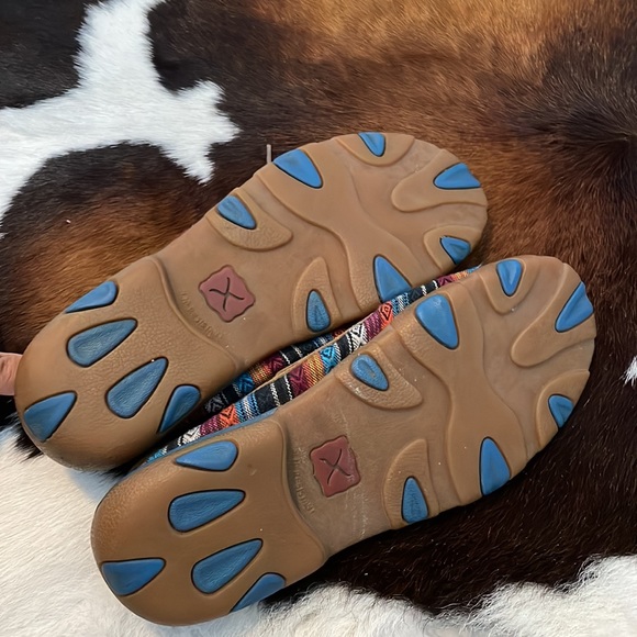 Serape Twisted X - Picture 3 of 4